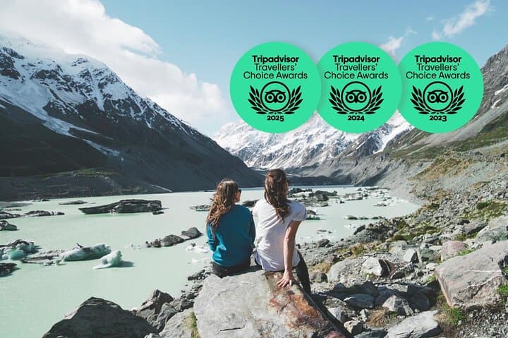 Mount Cook Small Group Scenic Tour from Queenstown — Lake Pukaki & Hooker Valley