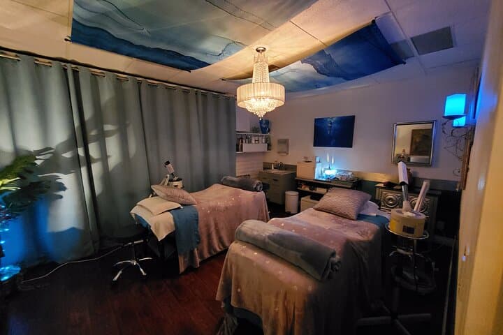 Couples Massage with Bubbly in Newport Beach — Tranquility & Romance Package photo 2