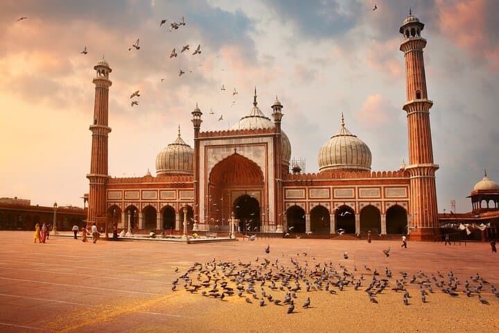 13-Day India Culture Tour: Delhi to Agra, Varanasi, Mumbai & Ajanta-Ellora photo 5