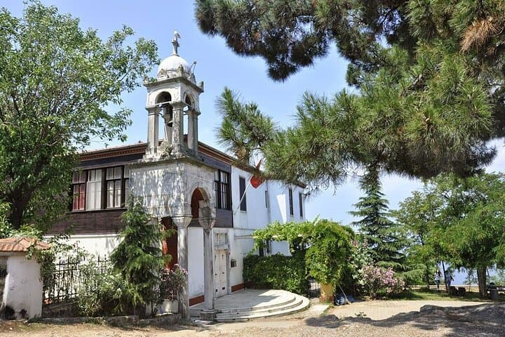 Princes' Islands Escape: Kinaliada & Büyükada Self-Guided Ferry Day Trip photo 3