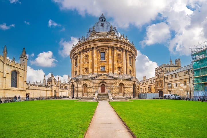 London Day Trip to Oxford and the Cotswolds Villages — Oxford, Bibury & Bourton-on-the-Water photo 1