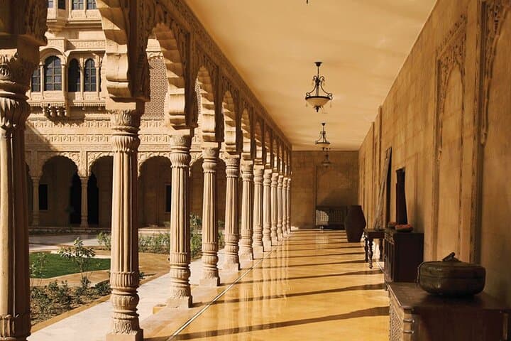 Mughals and Rajputs: 16-Day Forts & Palaces Heritage Tour of North India photo 6