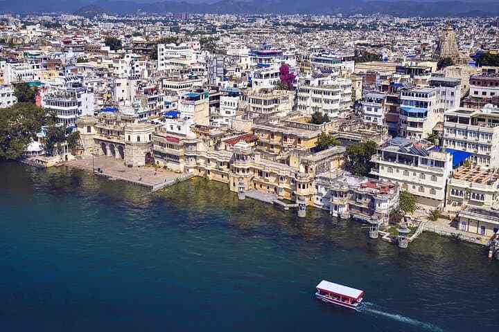 Royal Cities & Temple Tour: Udaipur, Mount Abu & Ahmedabad photo 3