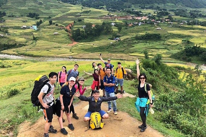 2-Day Fansipan Cable Car and Cat Cat Village Tour from Hanoi photo 2