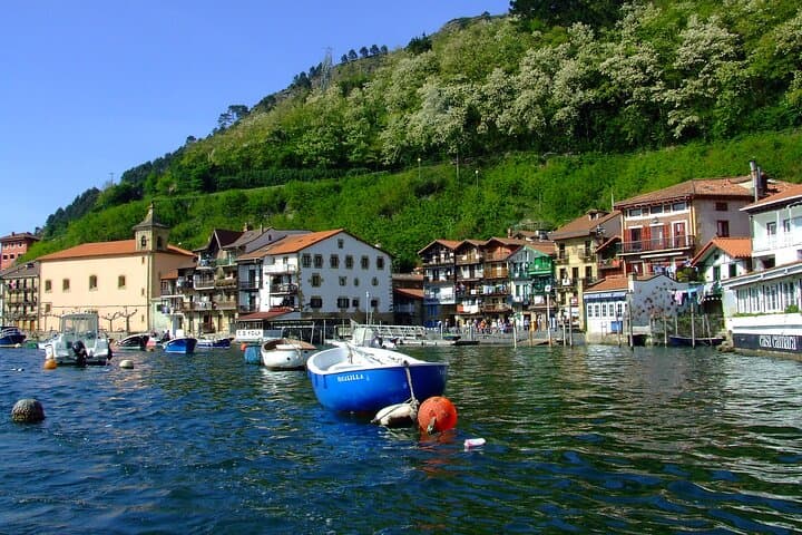 Coastal Ebike Tour from San Sebastián to Pasaia: 3‑Hour Guided Ride photo 1