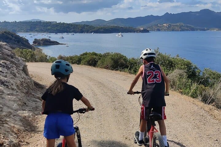 Family E-Bike Tour to Capo Stella, Elba — Lacona Coastal Trails photo 5