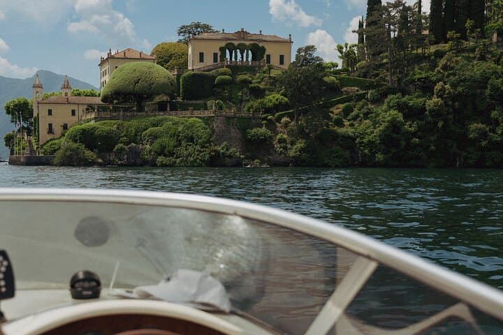 Private Luxury Boat Tour on Lake Como: 2–4 Hour Villa & Island Cruise photo 2