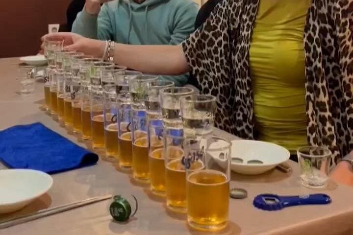 Korean Drinking Games Night in Seoul: Somaek, Soju Bombs & Campus Games photo 4