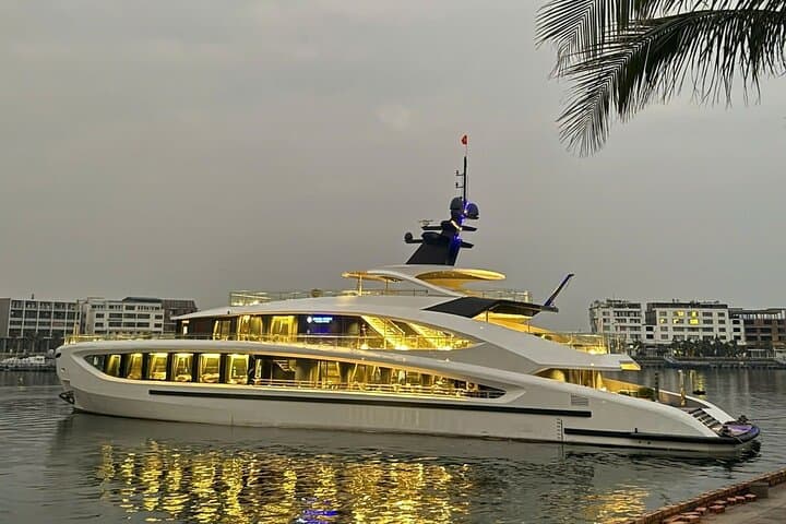 Luxury Day Cruise from Hanoi to Halong & Lan Ha Bay — Dark & Bright Caves, Kayaking, Sunset photo 3