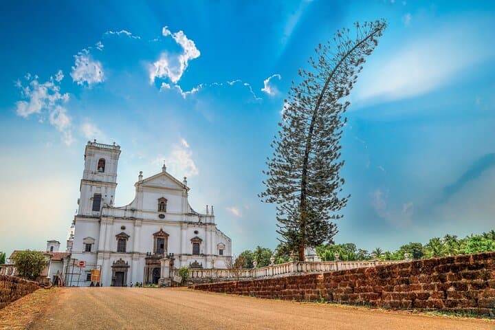 21-Day South India: Mumbai to Kovalam Architecture, Backwaters & Heritage photo 5