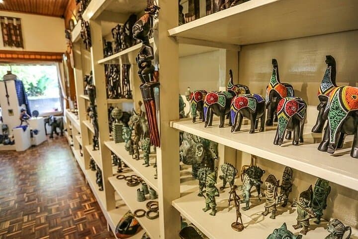 Nairobi arts-and-craft-shopping-tour-with-carnivore-lunch