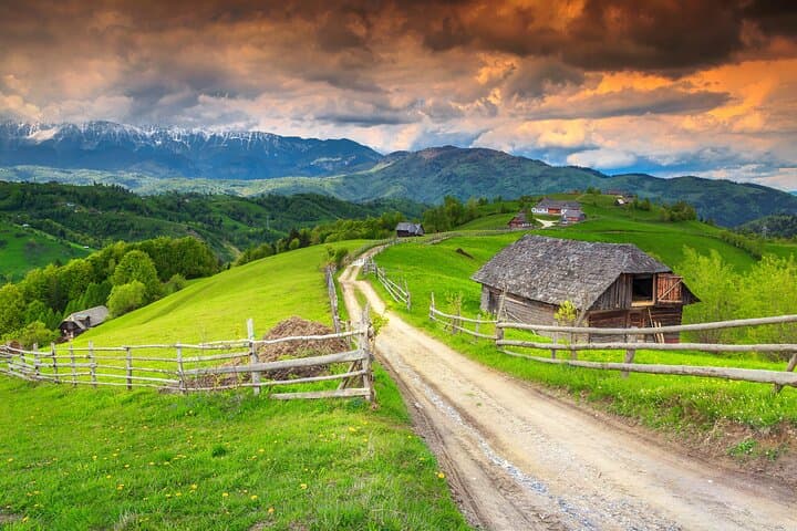 Self-Drive Off-Road Through Romania’s Carpathian Mountains — 8-Day 4x4 Adventure photo 5