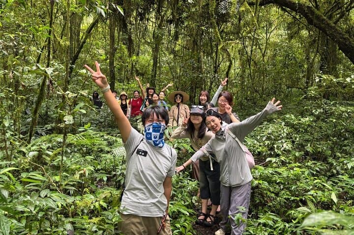 Munduk Twin Lakes Trek and Canoe: Buyan and Tamblingan Rainforest Walk photo 2