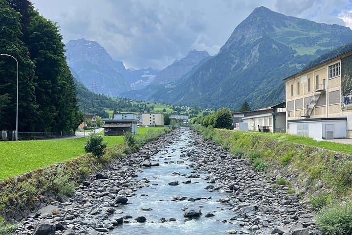 Private Hidden Switzerland Day Tour from Zurich: Waterfalls, Klausenpass & Chocolate photo 3