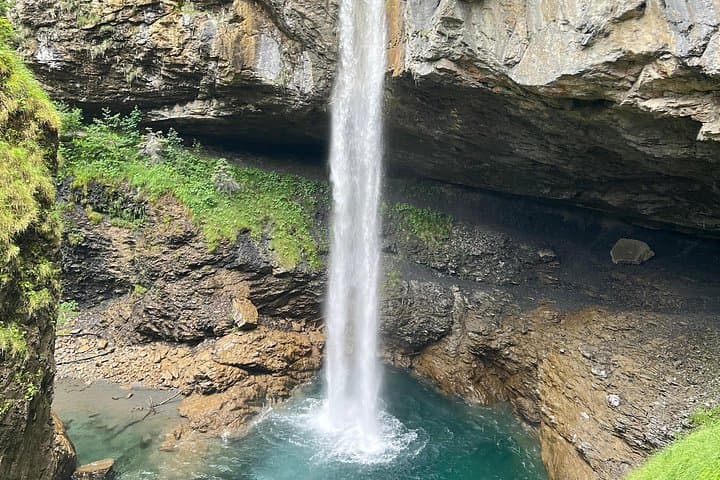 Private Hidden Switzerland Day Tour from Zurich: Waterfalls, Klausenpass & Chocolate photo 4