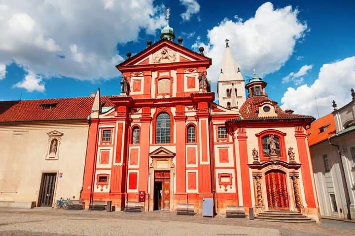 Skip-the-Line Prague Castle Audio Guide: St. Vitus, Golden Lane & Royal Palace photo 2