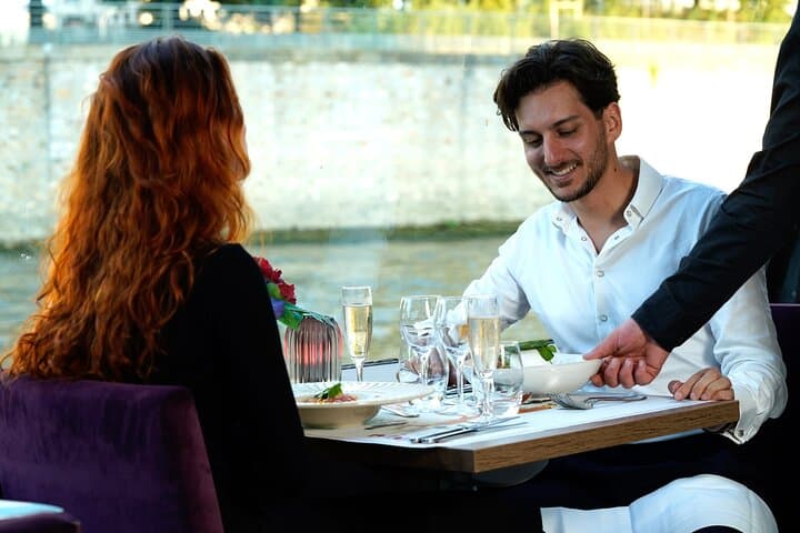 Paris Christmas Dinner Cruise on the Seine: Gourmet Evening Aboard Paris Seine photo 1