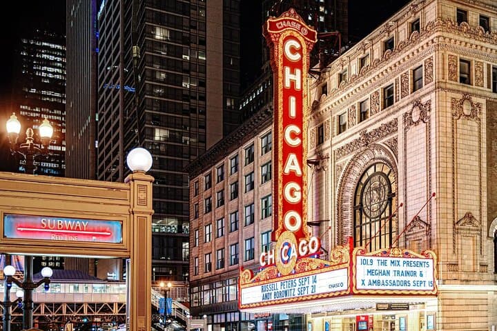 Explore Chicago's Iconic Action Movie Locations: A 1-Day Film Tour Experience