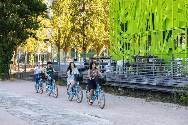 Lyon Highlights Bike Tour: Vieux‑Lyon to Confluence in 3 Hours photo 6