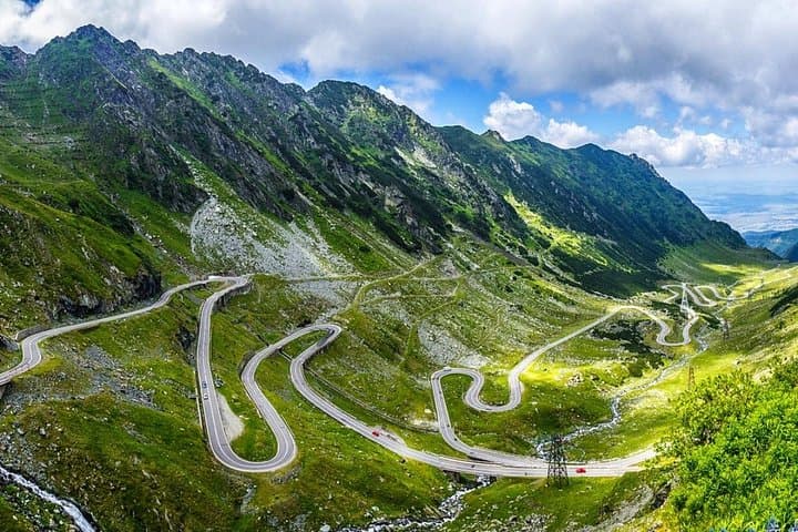 Drive Romania’s Transfăgărășan: Private Top Gear Road Tour to Bâlea Lake photo 1