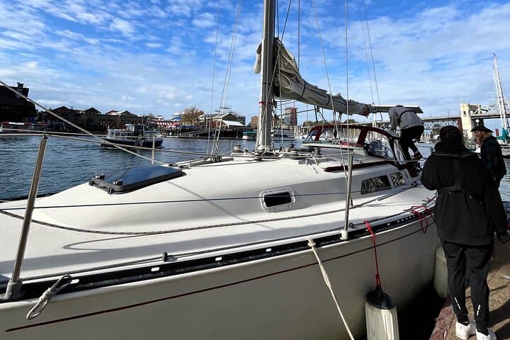 Learn to Sail False Creek & English Bay — Vancouver Small-Group Sailing Experience photo 5