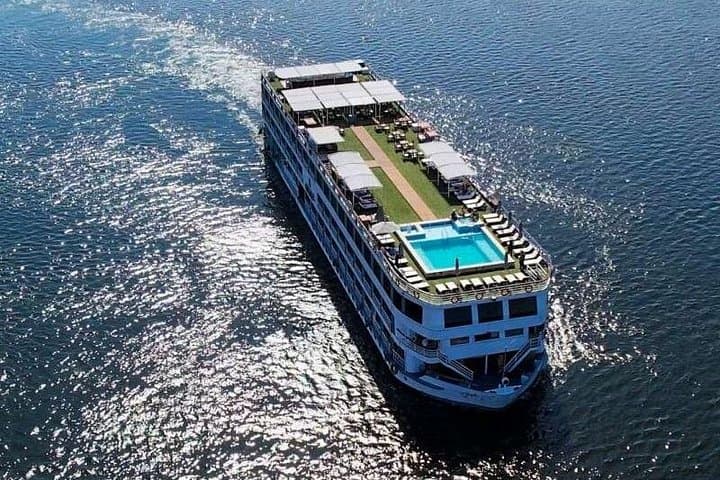 Luxury 4-Day Sunset Nile Cruise from Luxor to Aswan — Temples, Sunsets & Onboard Comfort photo 2
