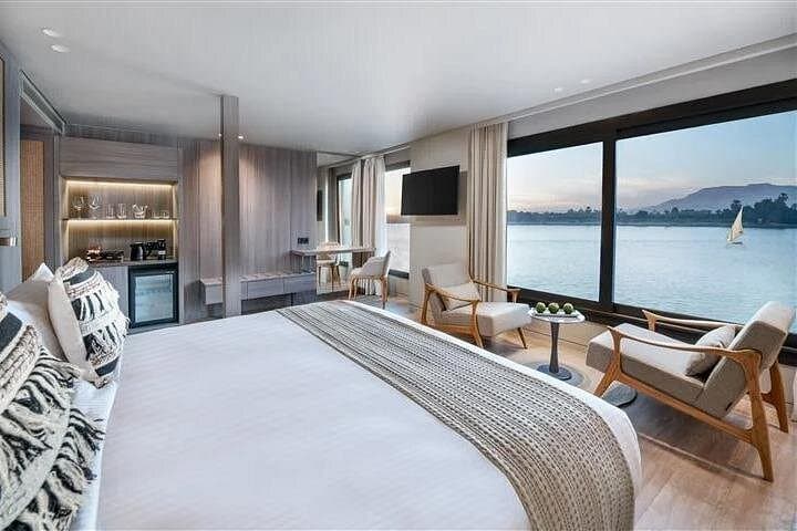 Luxury 4-Day Sunset Nile Cruise from Luxor to Aswan — Temples, Sunsets & Onboard Comfort photo 4