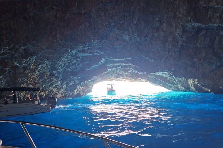 Kotor Bay Speedboat Tour: Blue Cave and Our Lady of the Rocks