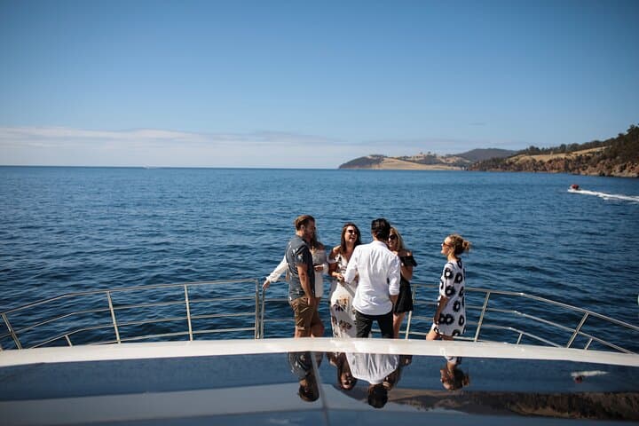 Peppermint Bay Cruise and Woodbridge Degustation from Hobart photo 6