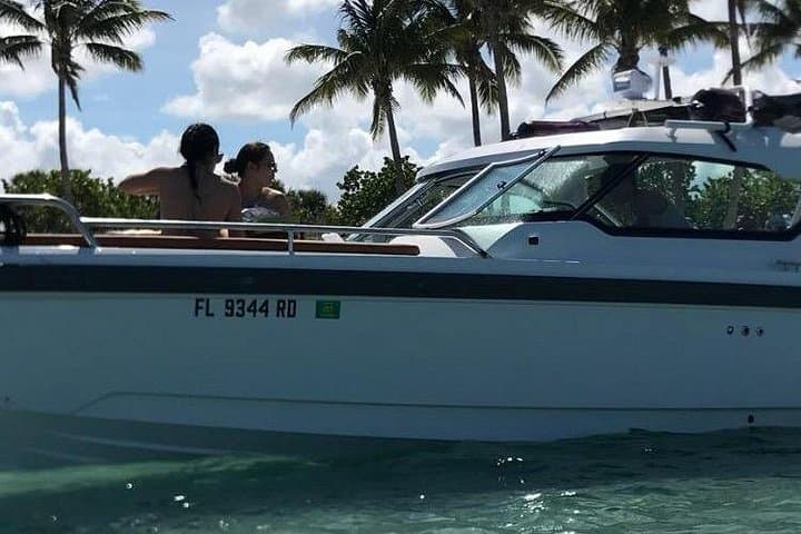 Palm Beach Luxury Day Boat Cruise: Axopar Coastal Explorer from Jupiter to Boca photo 2