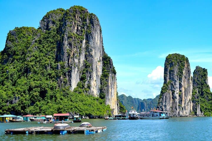 Halong Bay 3-Day Luxury Cruise from Hanoi — In-Depth Itinerary & Practical Guide photo 2
