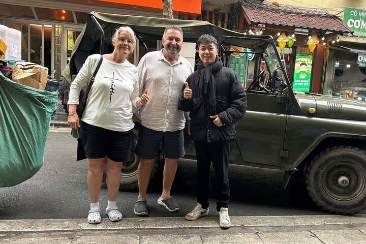 Hanoi Street Eats by Jeep: Night Food Tour & Historic Sights