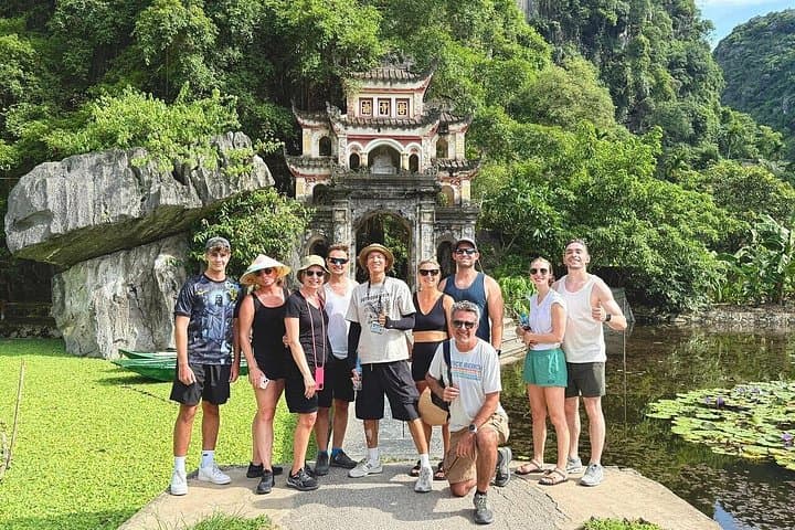 Ninh Binh Deluxe Day Tour: Bich Dong, Mua Cave, Hoa Lu & Trang An photo 1