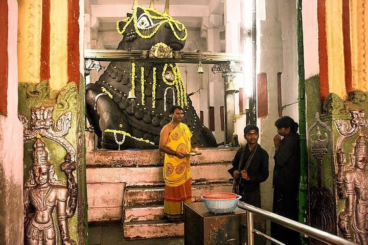 Architecture, Beaches & Hills: Bangalore to Mumbai Cultural Road Trip photo 6