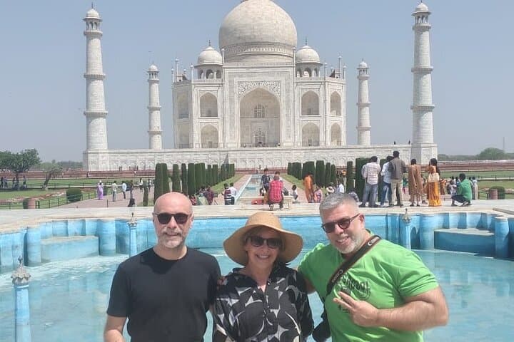 Taj Mahal & Agra Fort Tour with IHCL Skydeck Lunch — Day Trip from Delhi photo 6