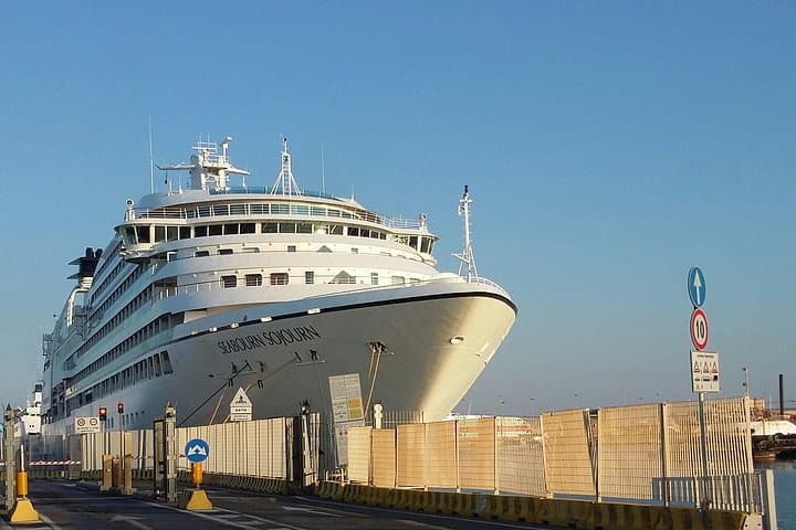 Civitavecchia Port to Rome Private Transfer — Door-to-Door Minivan Service photo 3