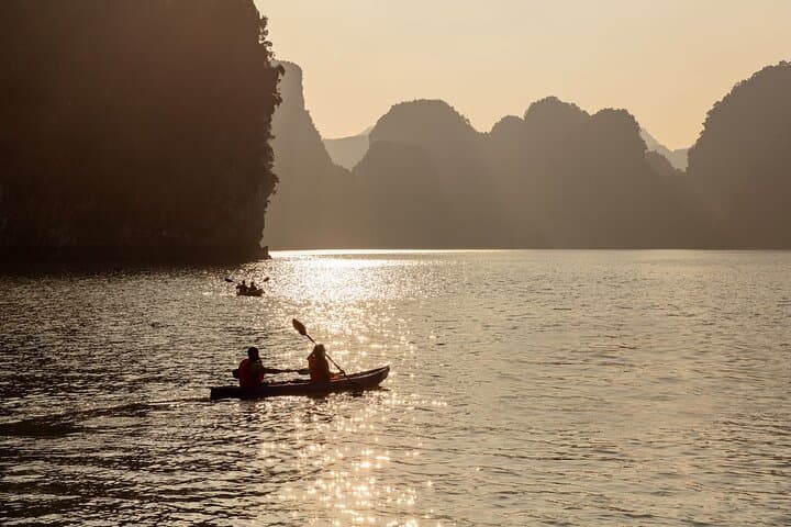 luxury-3-day-cruise-halong-lan-ha-bay photo 6