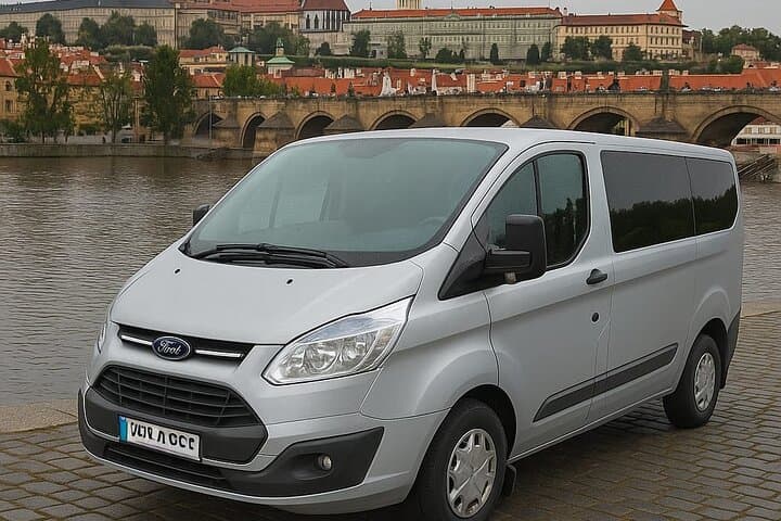 Private Transfers and Driving Tours in Prague: Comfortable Airport Rides with Wi‑Fi photo 3