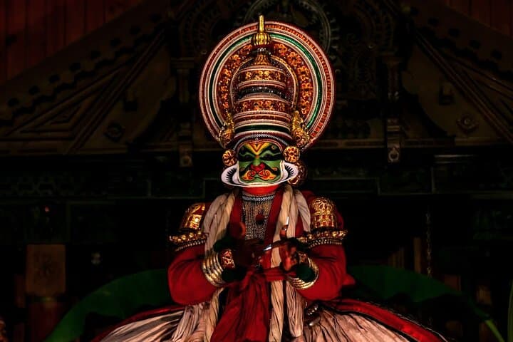 Kerala Backwaters to Andaman Islands: 14‑Night Cochin, Munnar & Andaman Adventure photo 3