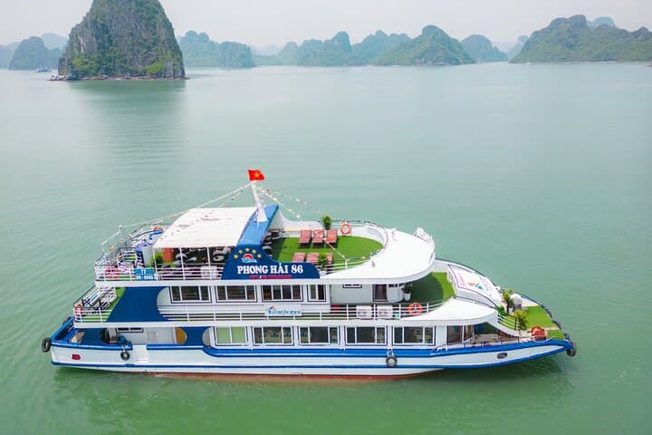Halong Bay Full-Day Cruise from Hanoi: Sung Sot Cave, Kayak & Titop Island photo 6