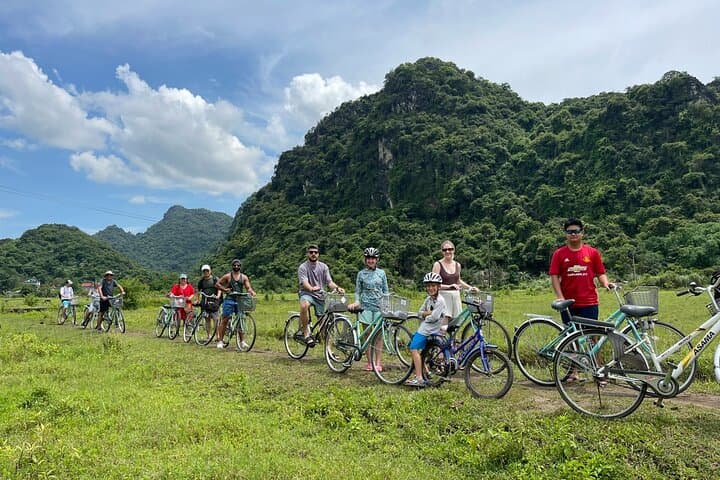 Capella 6-Star Cruise: 3-Day Halong & Lan Ha Bay Luxury Cruise from Hanoi photo 4