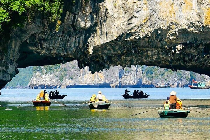 Ambassador 2-Day Luxury Cruise in Halong & Lan Ha Bay from Hanoi photo 6