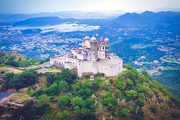 Udaipur to Delhi Overland Tour: 10-Day Rajasthan Road Journey photo 4
