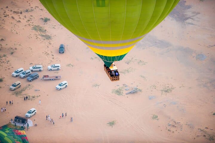 Dubai Desert Hot Air Balloon Sunrise Ride with Pro Photos photo 4