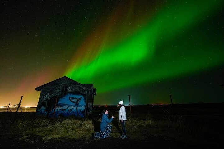 Private Northern Lights Tour from Reykjavik — Photos, Snowsuits & Snacks photo 4