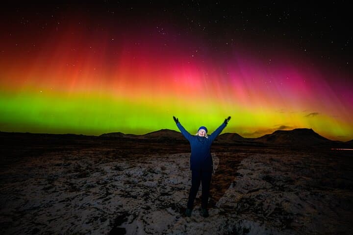 Private Northern Lights Tour from Reykjavik — Photos, Snowsuits & Snacks photo 5