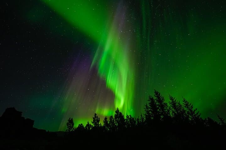 Reykjavik Northern Lights Tour with Photographer, Warm Suits & Guaranteed Re-Runs photo 5