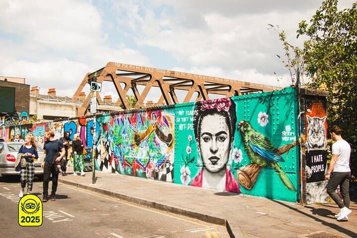 East End Food Tour: Brick Lane Eats, Street Art & Historic Bites photo 3
