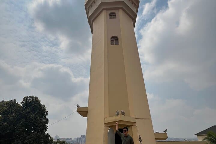 Kampala Cultural & Historical Tour — Gaddafi Mosque, Kasubi Tombs and Buganda Heritage photo 3