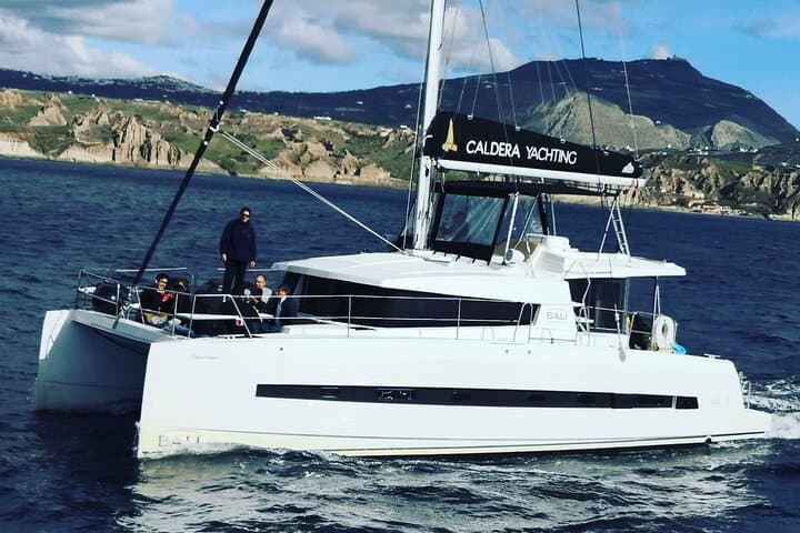 Santorini Adventurous Catamaran Cruise: Snorkel Hot Springs & Red Beach